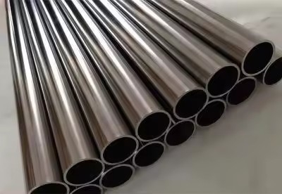 縫合のない炭素鋼管 ASTM A106 A53 建設用 壁厚さ 2.0mm-10mm
