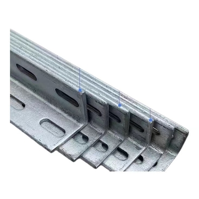 Q195-Q420 シリーズ 25*25*4mm-200*200*10mm 熱浸し等面角鋼
