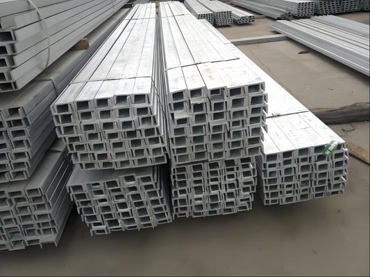 JIS標準SS400 75x40x4x7mm Uチャネル鋼 金属建築材料 1-12m 長さ