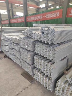 脱コイルサービス 50x50x5 角鋼 ASTM A36 A53 Q235 Q345 炭素等 2 インチ ガルバン化鉄 L 形 250x250 軽鋼 角棒