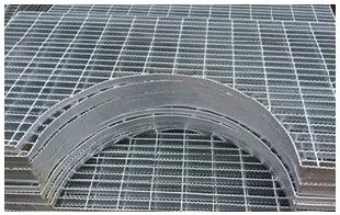 安全な屋根の歩道とISO9001認証のための防滑シグレット表面格子