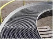 ISO9001 認定 金属 建材 鋼筋 鉄格子 歩道 銀