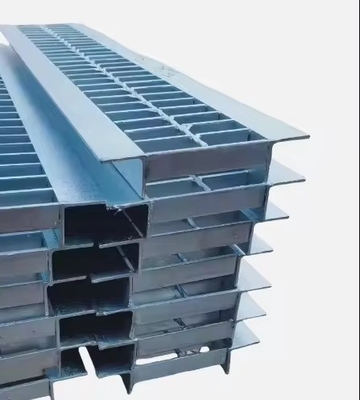 ボイラー産業 重用 銀 鉄筋 鉄筋 階段  cat ladder with catwalk ボイラー産業 重用 銀 鉄筋 鉄筋 鉄筋 鉄筋 鉄筋 鉄筋
